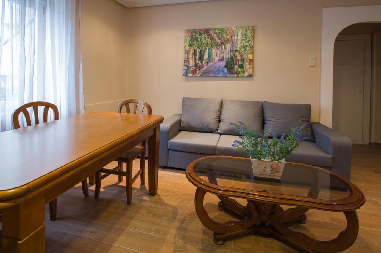 Apartamentos Turisticos Avila Villa Carmen III Exteriör bild
